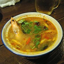 태국의 대표적인 국물 요리, 똠얌 사진 출처=https://ko.wikipedia.org/wiki/%EB%98%A0%EC%96%8C