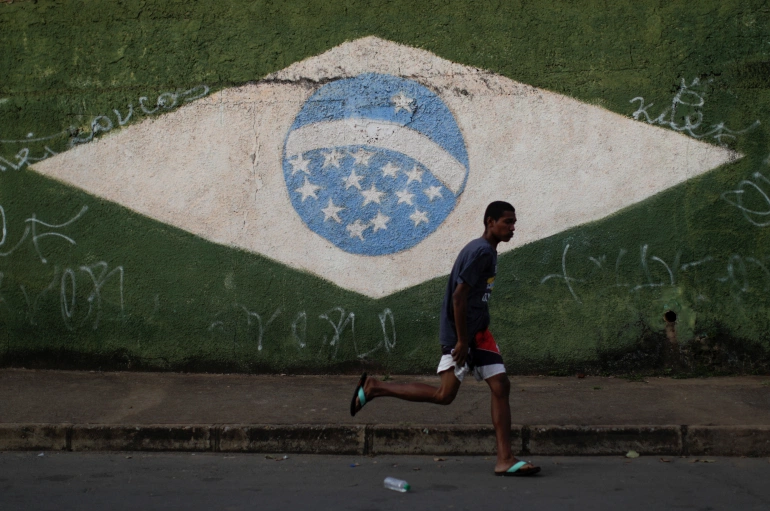 세계에서 세 번째로 코로나19바이러스 확진자가 많은 브라질에서 남미 최대 축구 대회 '코파 아메리카'가 진행 중이다. 이미 참가국 선수단과 코치진에서 확진자가 속출하고 있다. 사진=로이터/연합