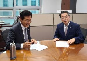 군산대 곽병선 총장, 국회 방문하여 지역 주요 현안 및 대학 발전 방안 논의