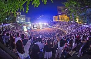 서울캠퍼스 봄 대동제 ‘MASTER PEACE: 희대의 환희’