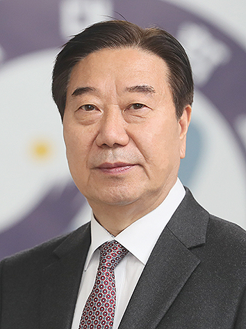 남천현 우석대학교 총장.