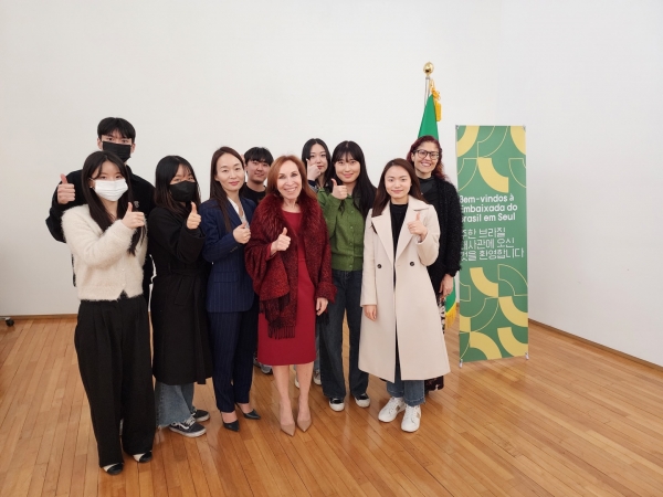 주한 브라질 대사관을 찾은 한국외대 포르투갈어과 수시모집 합격생