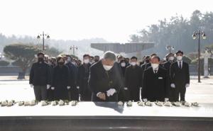 정성택 전남대 총장 신년사 발표 5.18 국립묘지 참배로 새해 시작