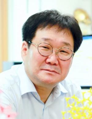 POSTECH 홍석봉 교수,  아시아 최초로 브렉상 단독 수상
